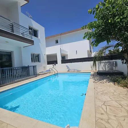 Trendy 38 Larnaca, Pyla