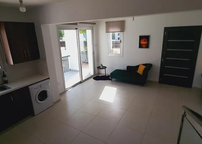 Trendy 38 Larnaca, Pyla Βίλα *