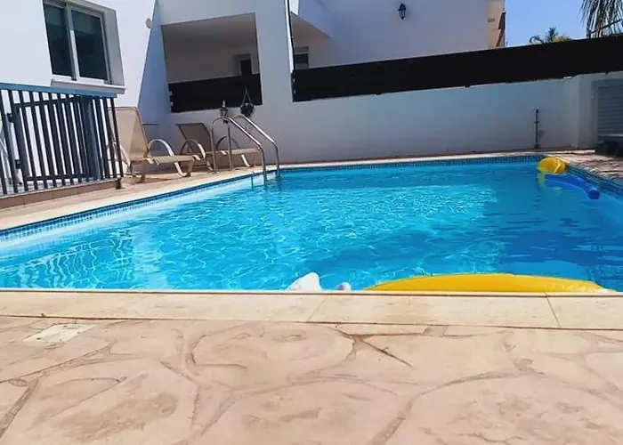 Trendy 38 Larnaca, Pyla *