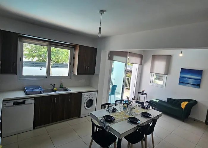 Trendy 38 Larnaca, Pyla Βίλα