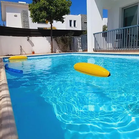 Trendy 38 Larnaca, Pyla Vila Larnaca